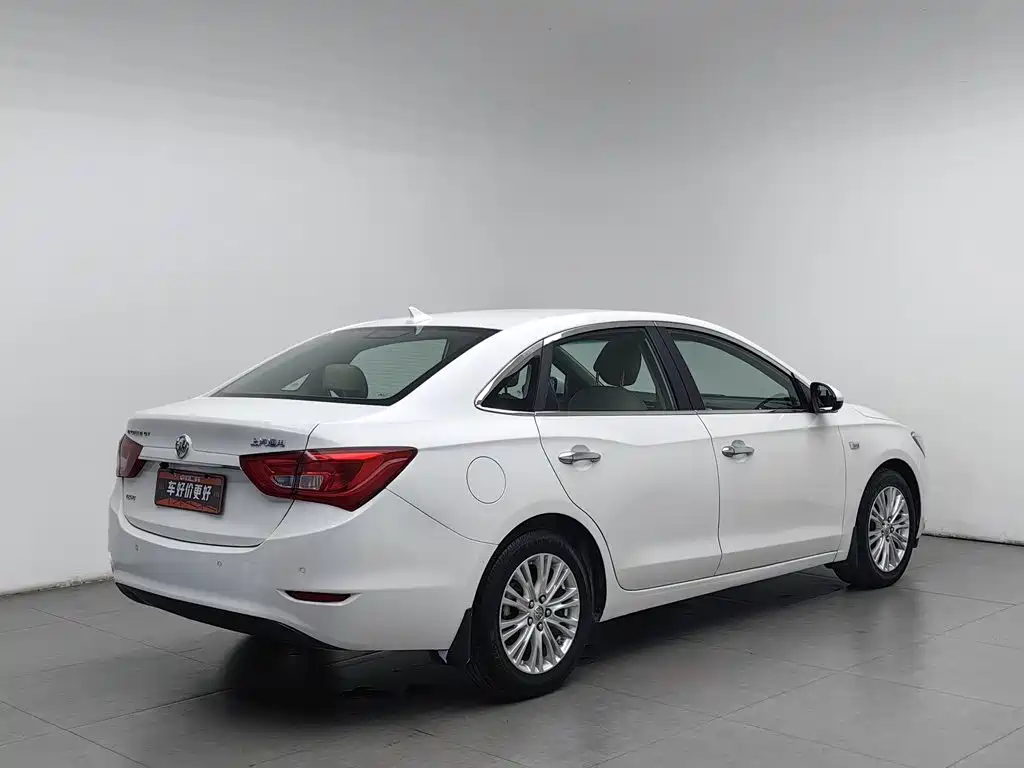 Buick Excelle — миниатюра 2