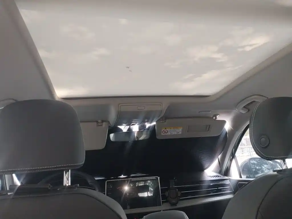 Volkswagen Tiguan L — миниатюра 19