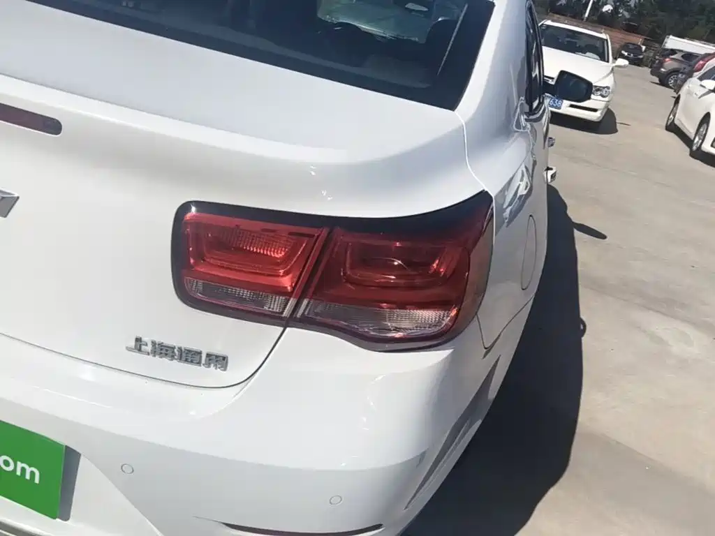 Chevrolet Malibu — миниатюра 8