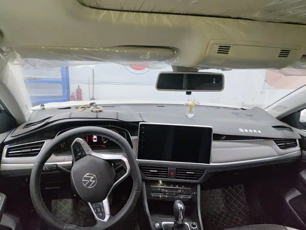 Volkswagen Bora — миниатюра 3