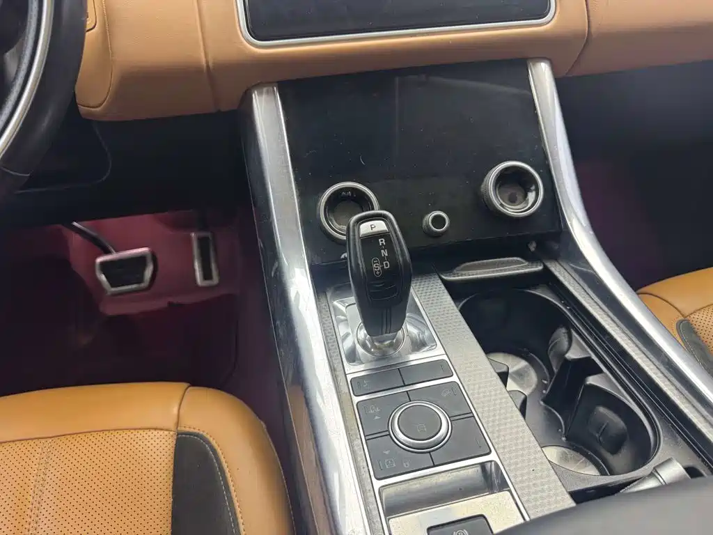 Land Rover Sport — миниатюра 12