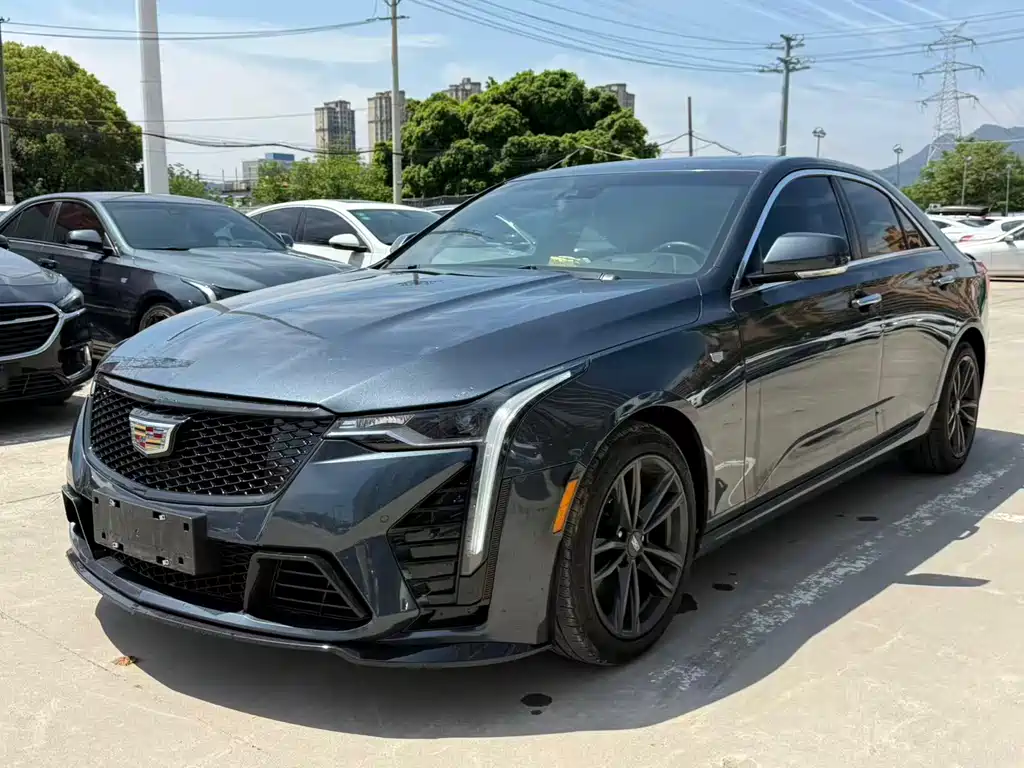 Cadillac CT4 2022