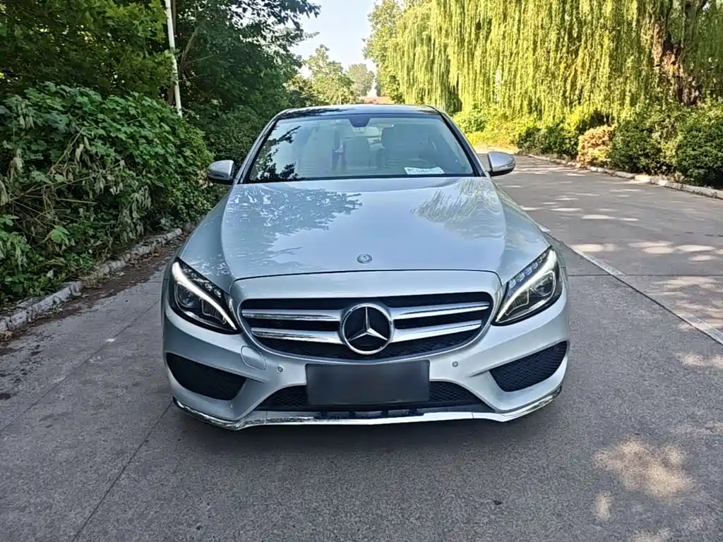 Mercedes-Benz C-Class — миниатюра 3