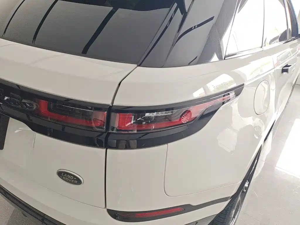 Land Rover Velar — миниатюра 8