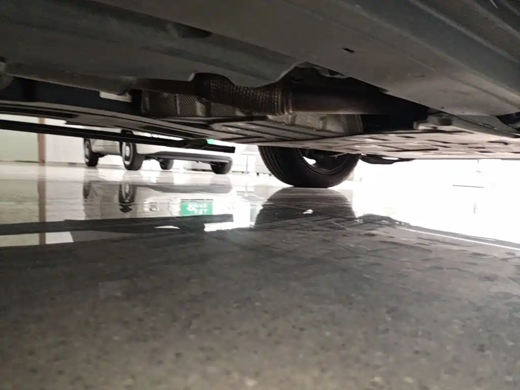 Land Rover Velar — миниатюра 22