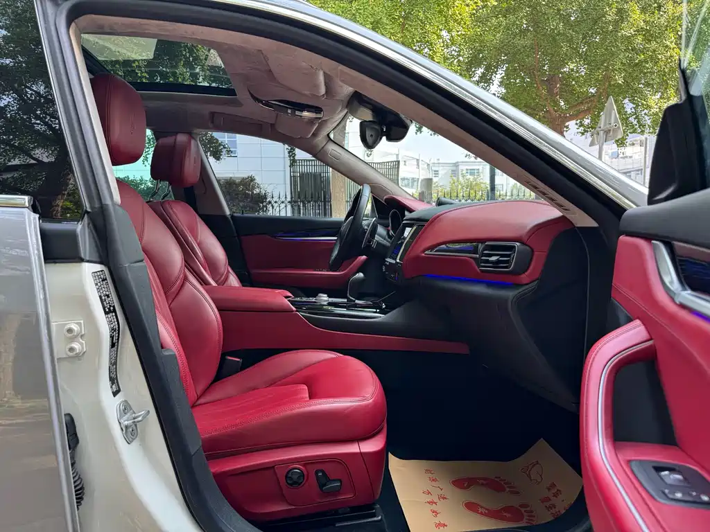 Maserati Levante — миниатюра 18