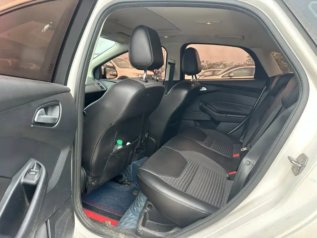 Ford Focus — миниатюра 9