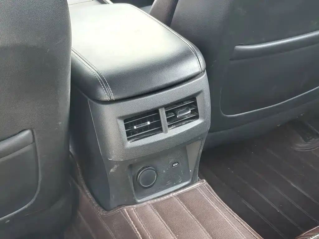 Cadillac CT5 — миниатюра 14