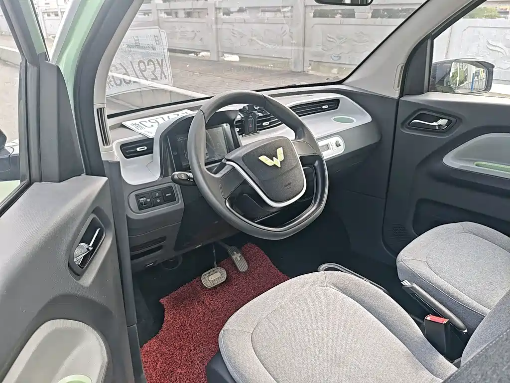 Wuling MINIEV — миниатюра 8