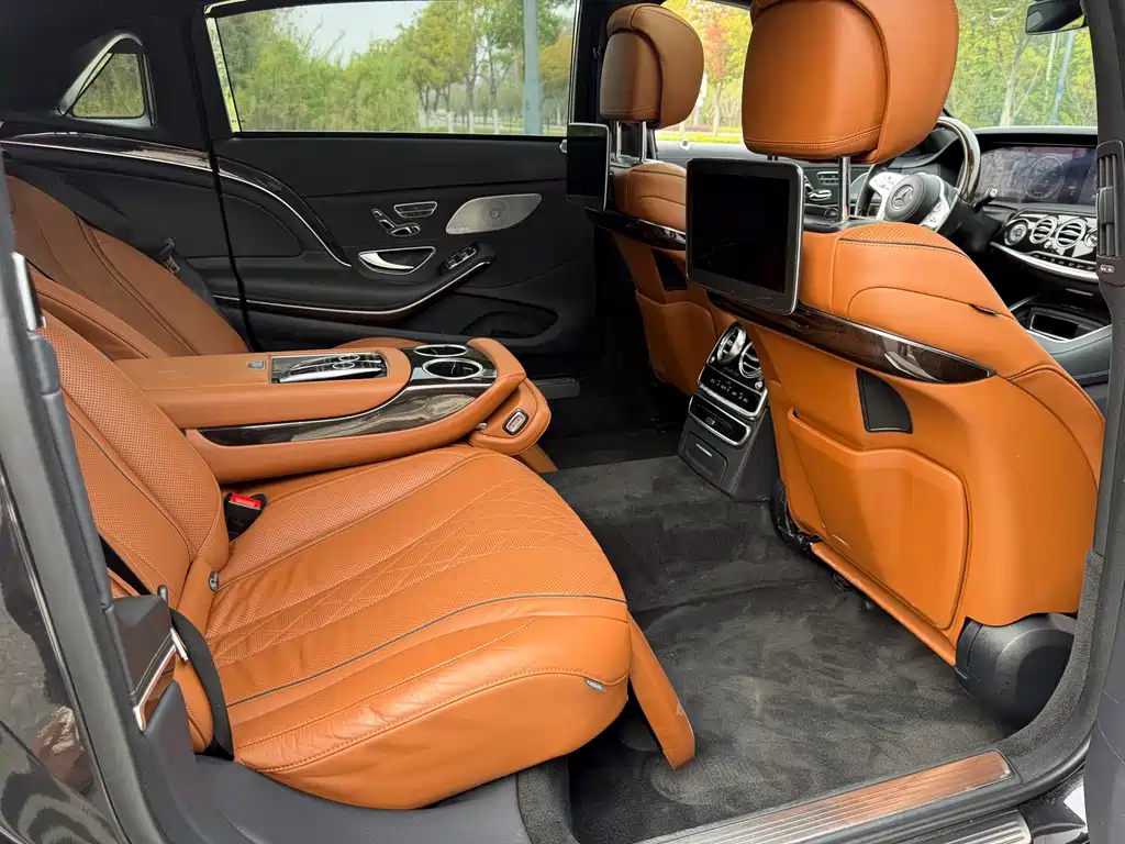 Mercedes-Benz S-Class — миниатюра 16
