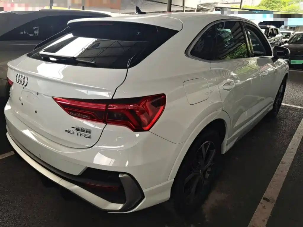 Audi Q3 Sportback — миниатюра 7