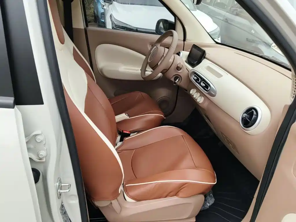Wuling MINIEV — миниатюра 25