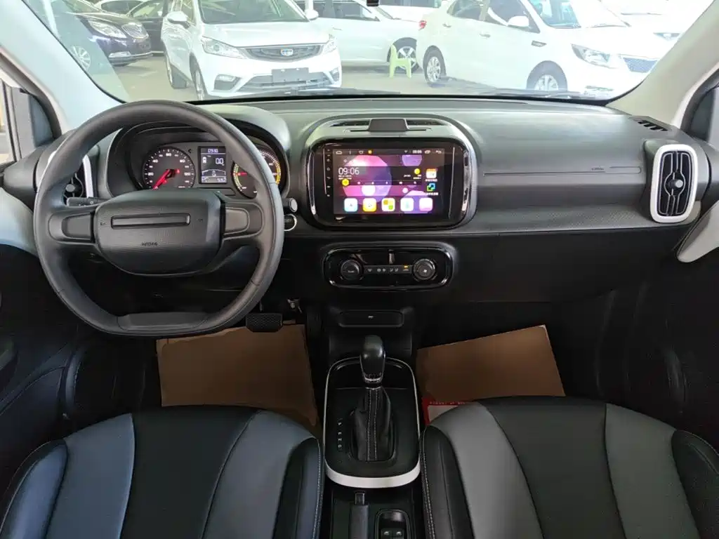 Roewe Clever — миниатюра 10