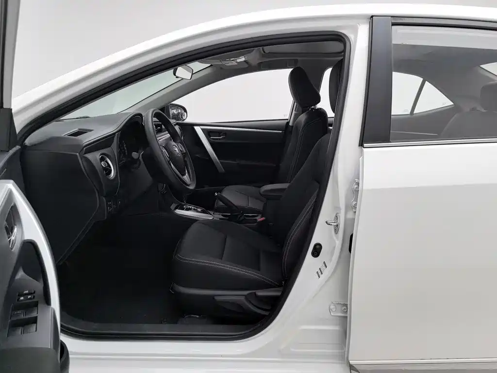 Toyota Corolla — миниатюра 10