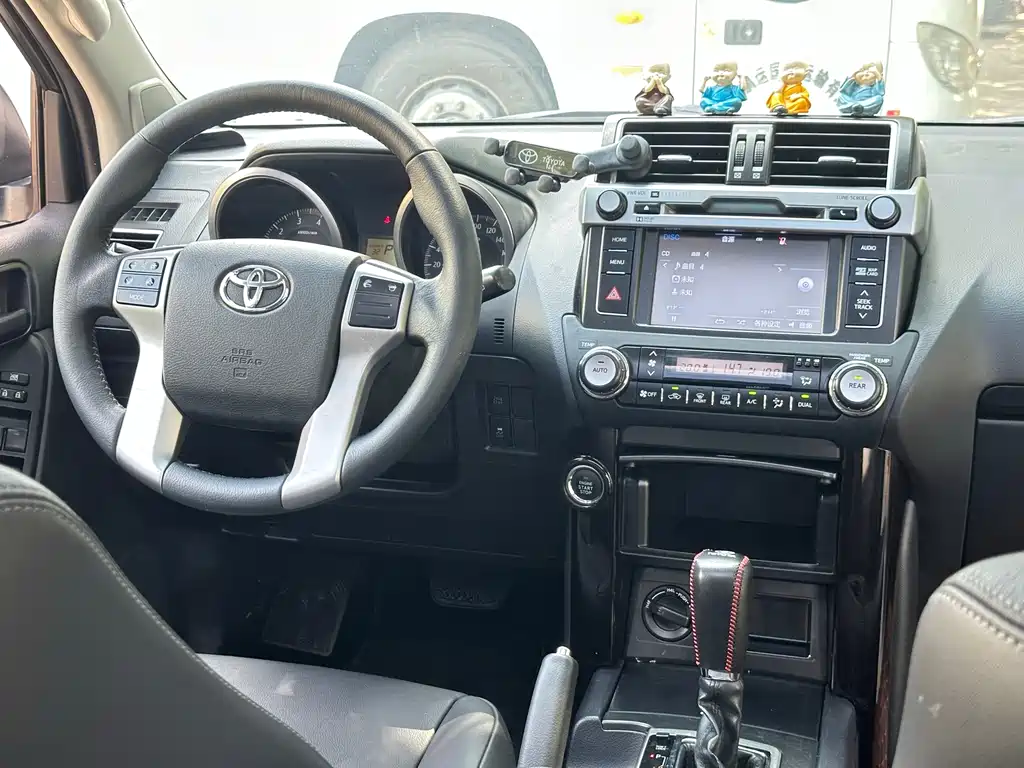Toyota Prado — миниатюра 9
