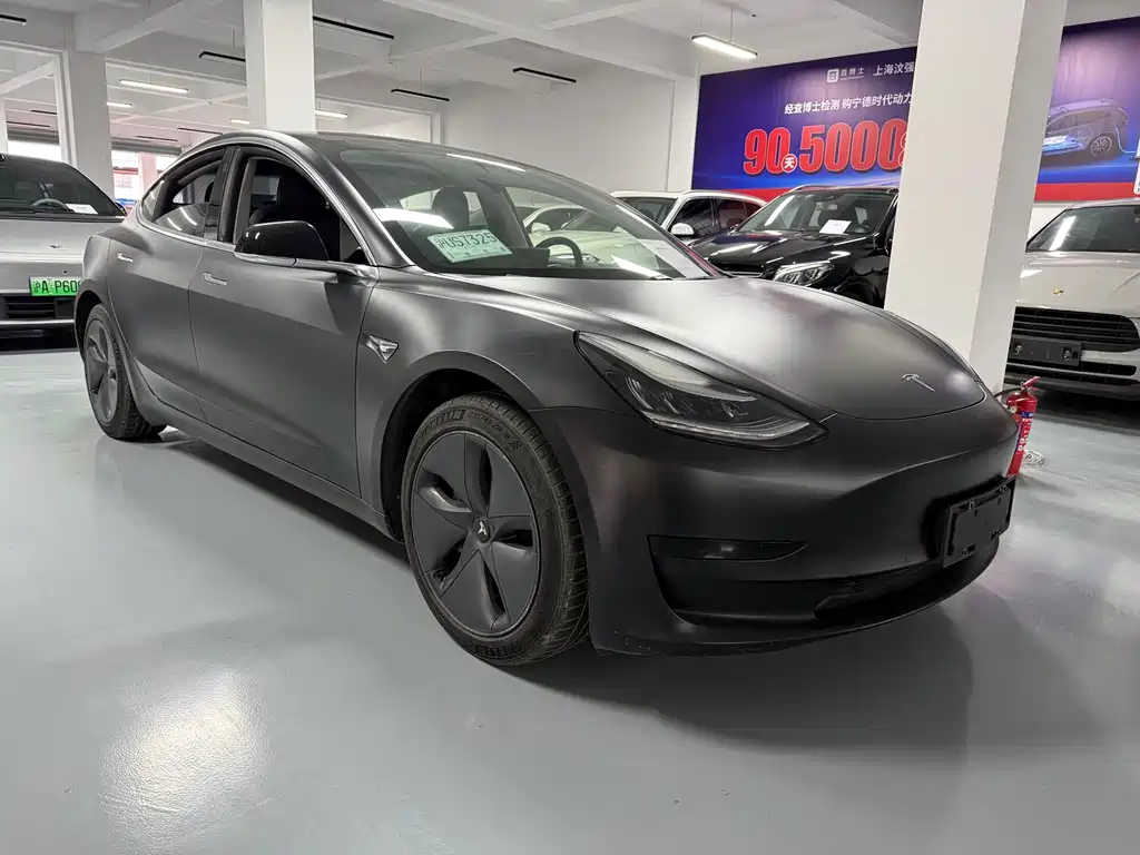 Tesla Model 3 — миниатюра 16