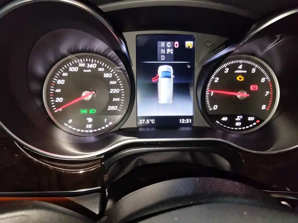 Mercedes-Benz V-Class — миниатюра 12