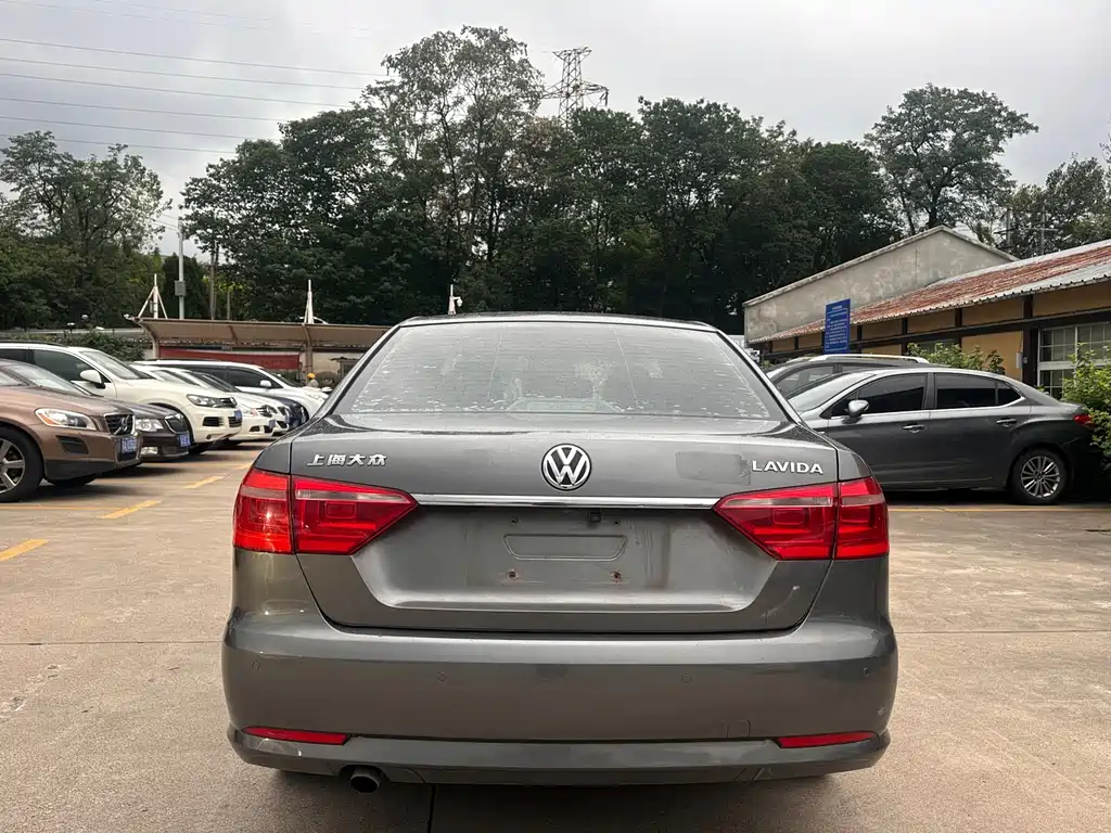 Volkswagen Lavida — миниатюра 11
