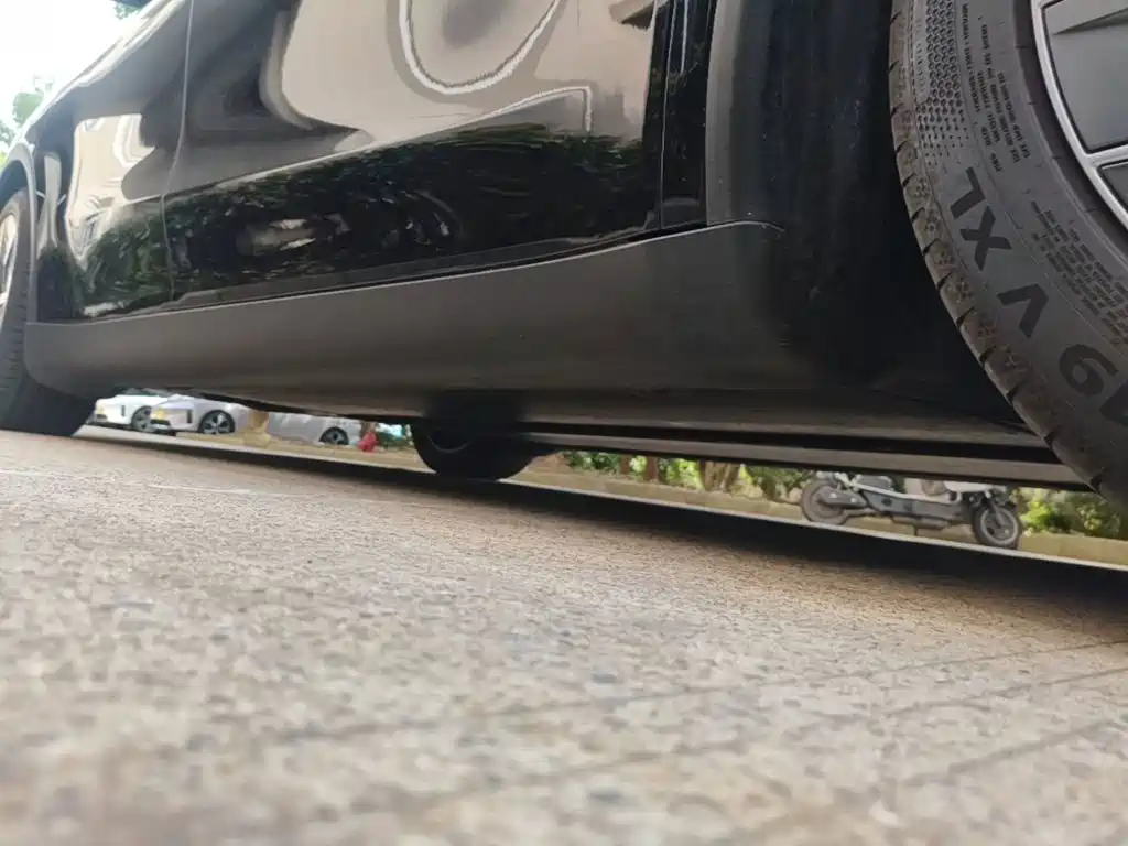 Tesla Model Y L — миниатюра 21
