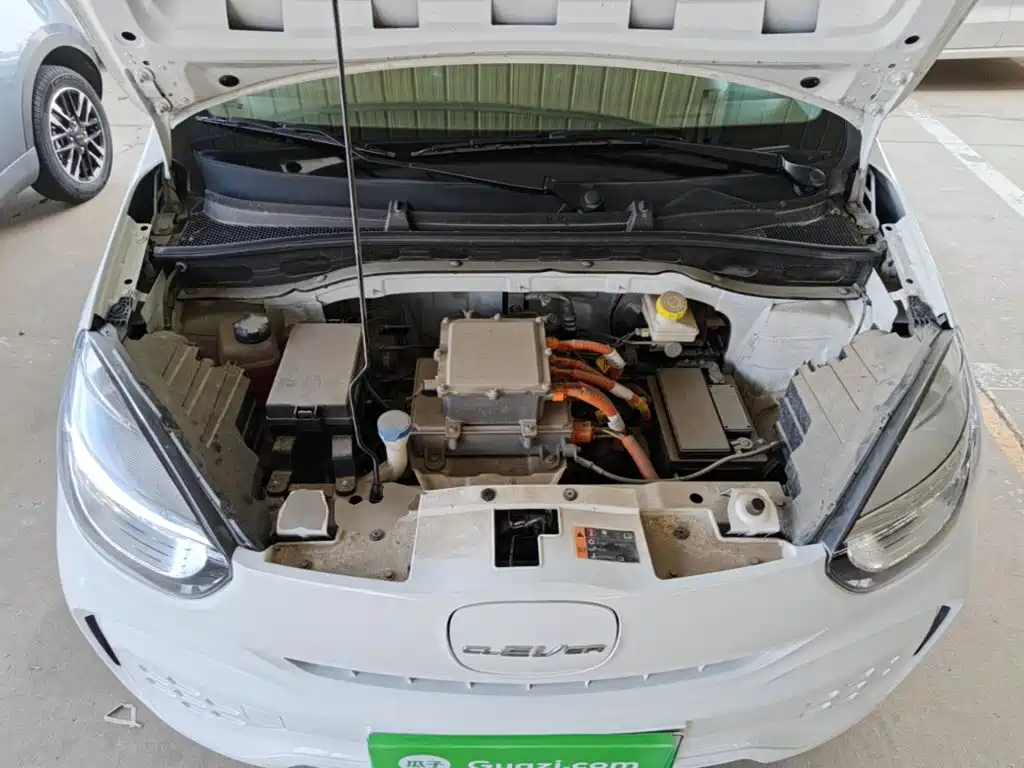 Roewe Clever — миниатюра 20
