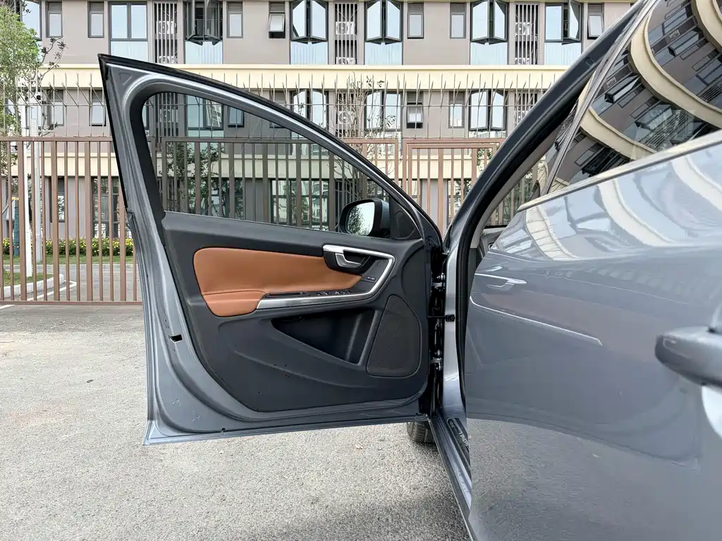 Volvo S60 2017 S60L T5