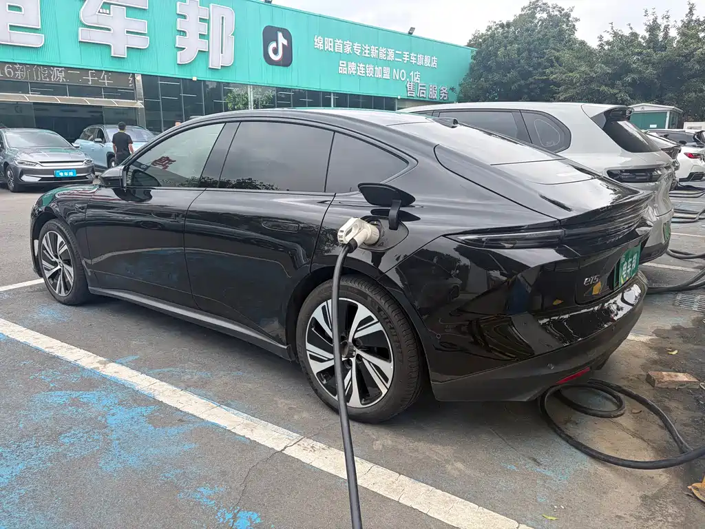 NIO ET5 — миниатюра 9