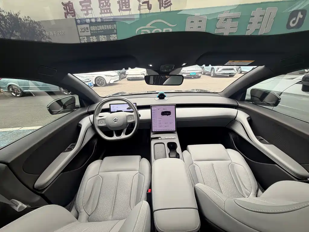 NIO ET5 — миниатюра 4