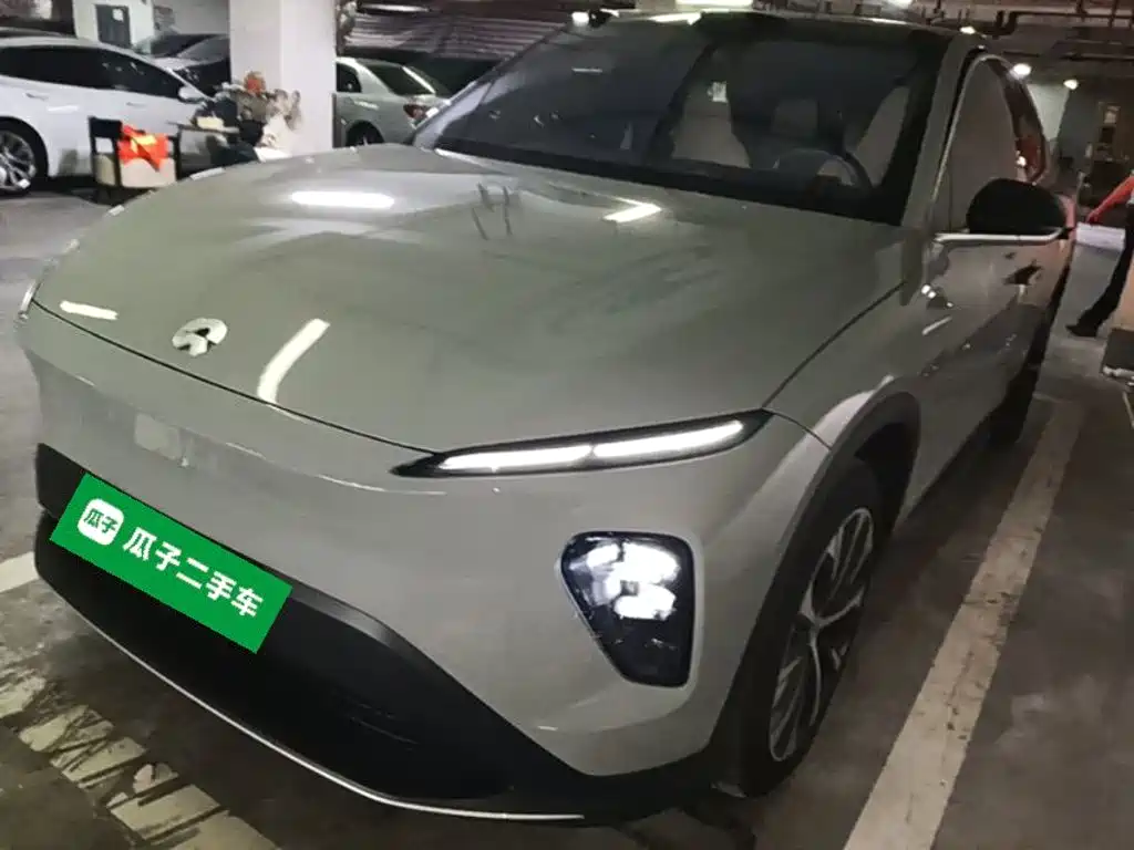 NIO EC7