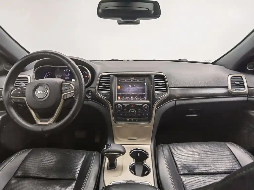 Jeep Grand Cherokee (Import) — миниатюра 5