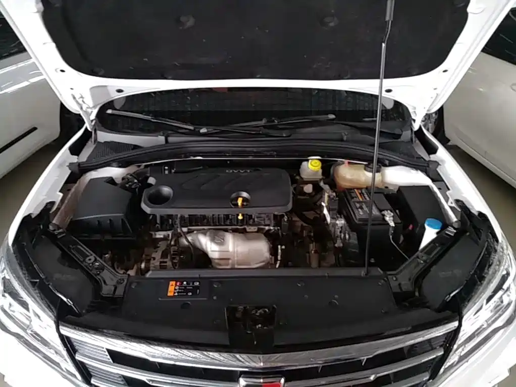 Roewe i5 — миниатюра 20