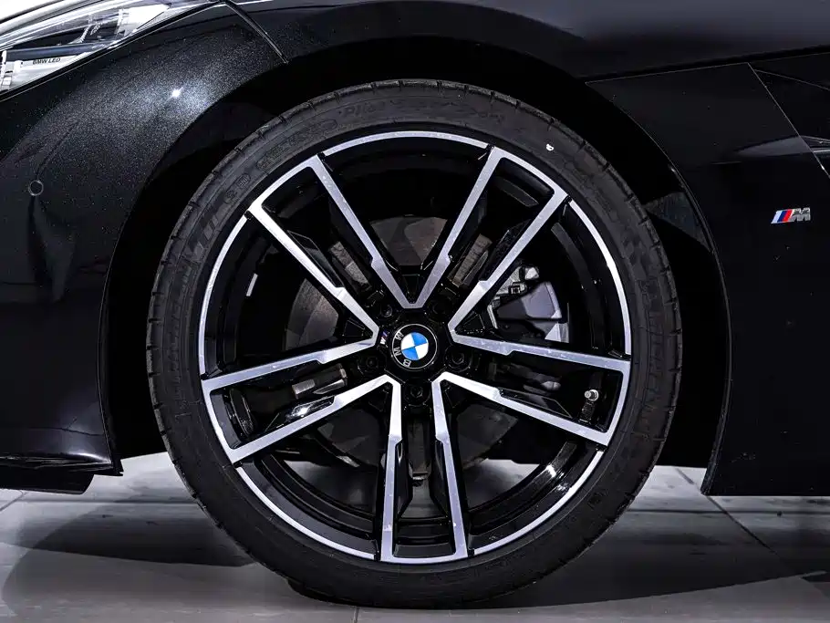 BMW Z4 — миниатюра 12