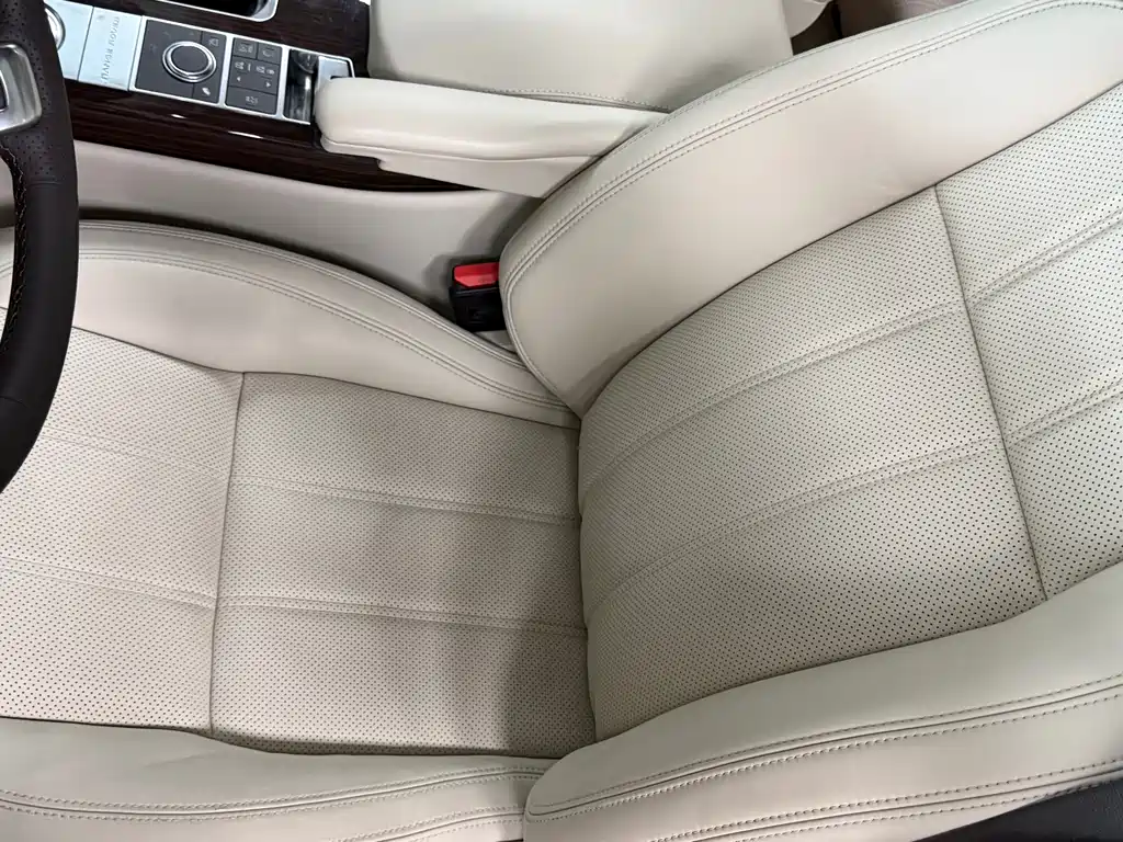 Land Rover Range Rover — миниатюра 7