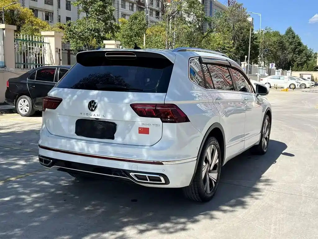 Volkswagen Tiguan L — миниатюра 7