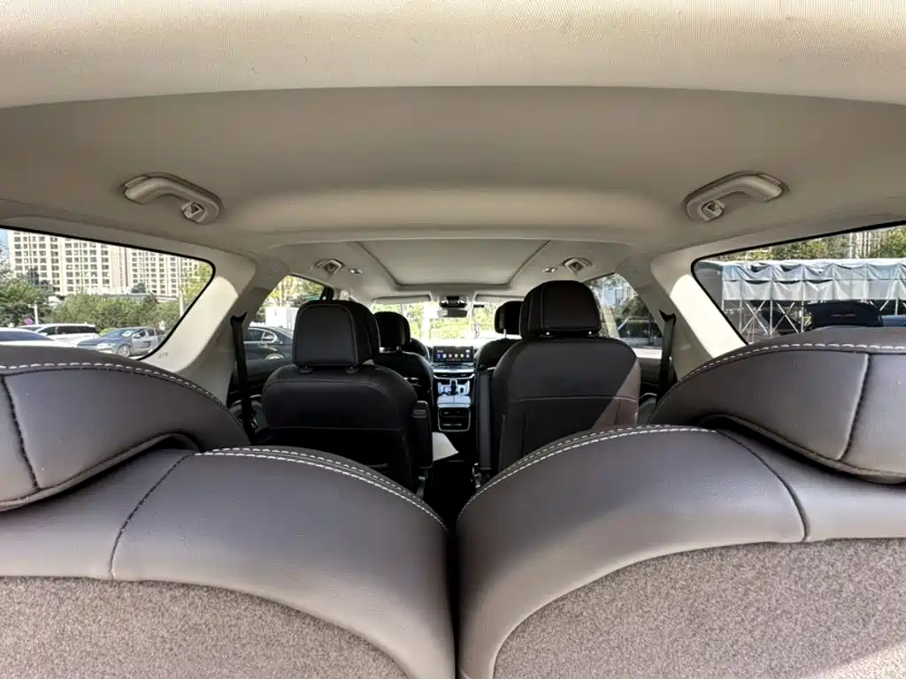 Geely Jia Ji New Energy — миниатюра 25