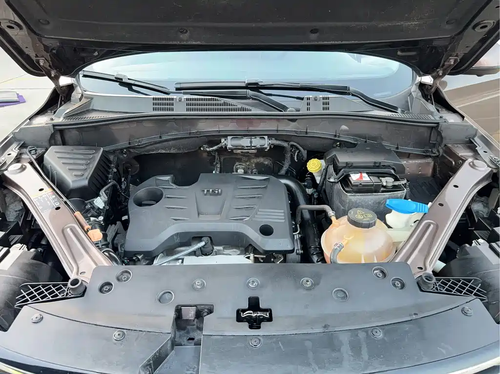 Roewe RX5 — миниатюра 17