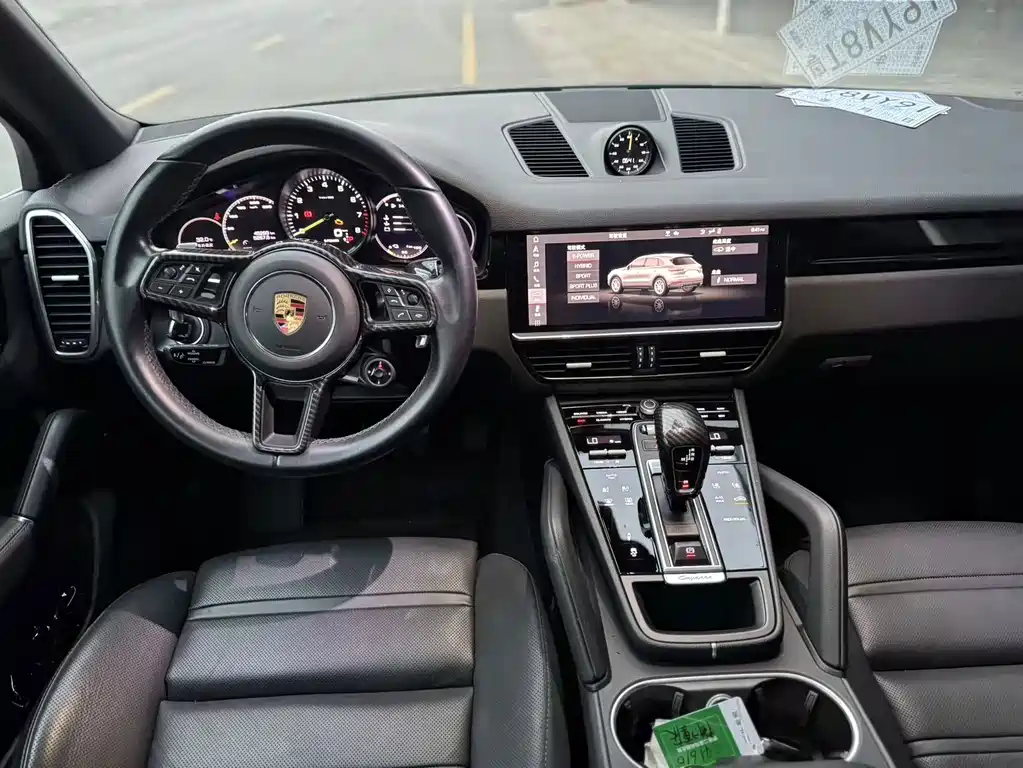 Porsche Cayenne Hybrid — миниатюра 6