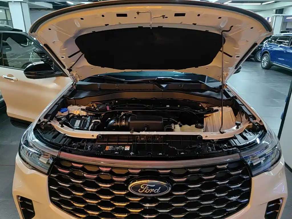 Ford Explorer — миниатюра 20