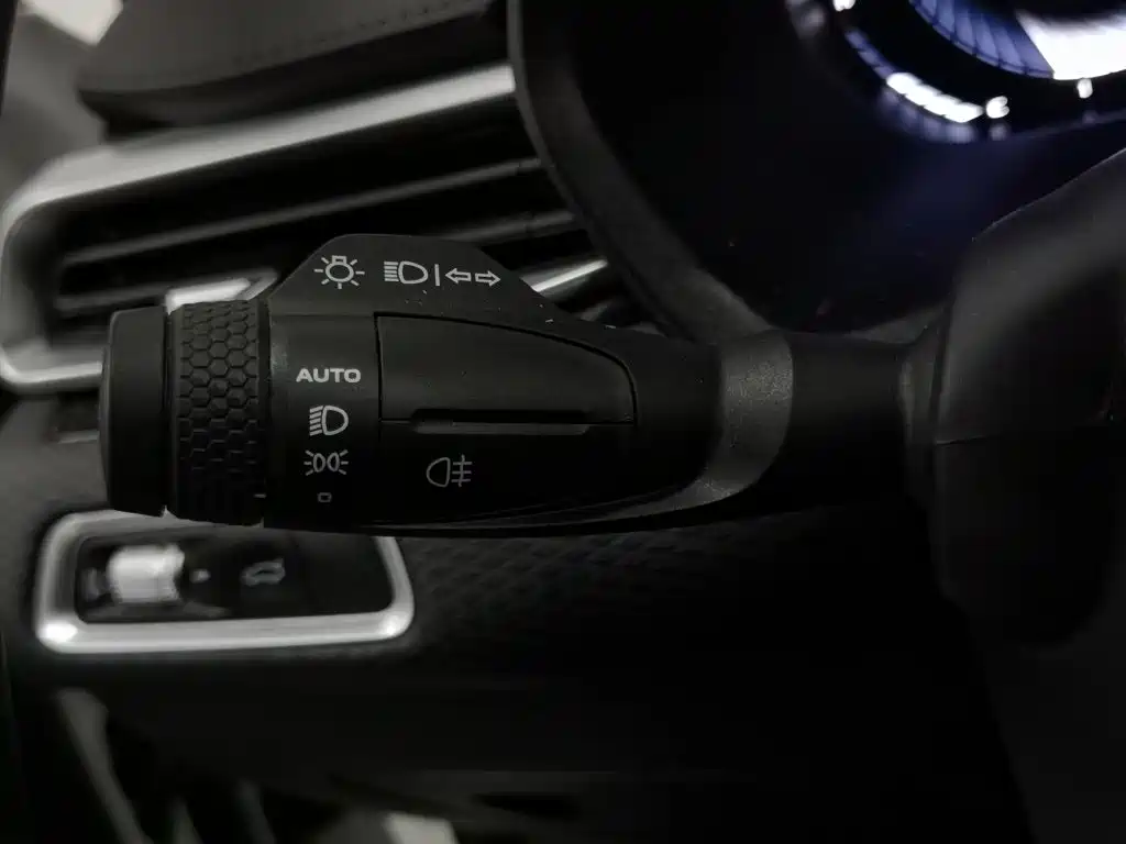 Geely Emgrand — миниатюра 21