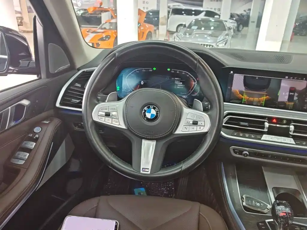 BMW X5 — миниатюра 11