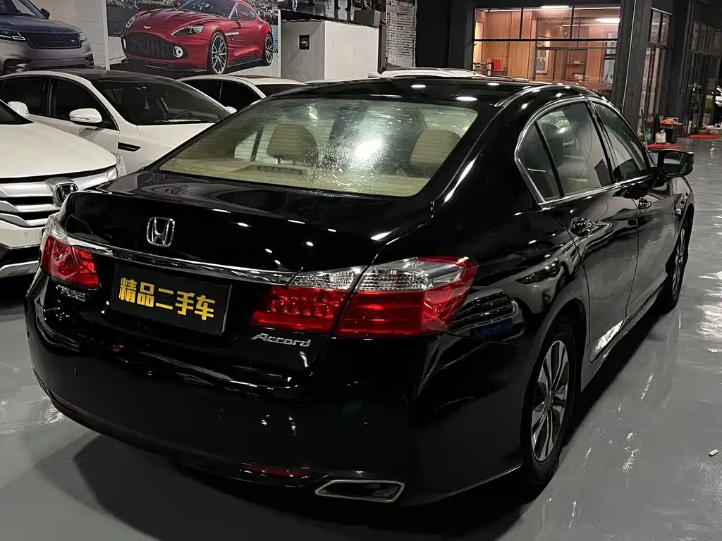 Honda Accord 2015 2.0L LXS Elite