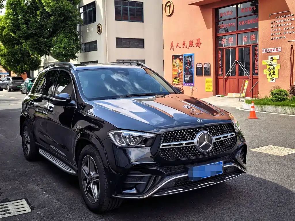 Mercedes-Benz GLE (Import) — миниатюра 3