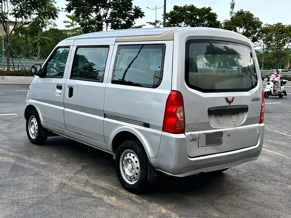 Wuling Rongguang — миниатюра 4