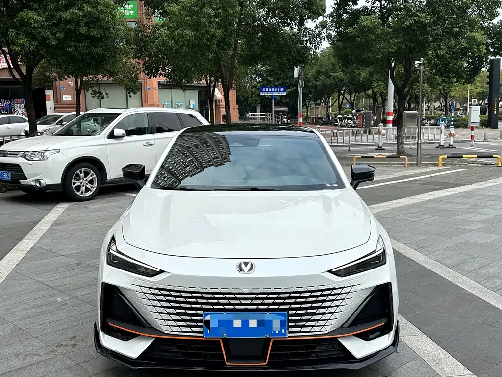 Changan UNI-V — миниатюра 2