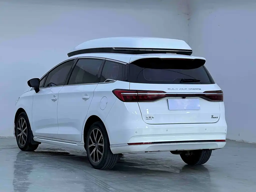 BYD MAX New Energy — миниатюра 7