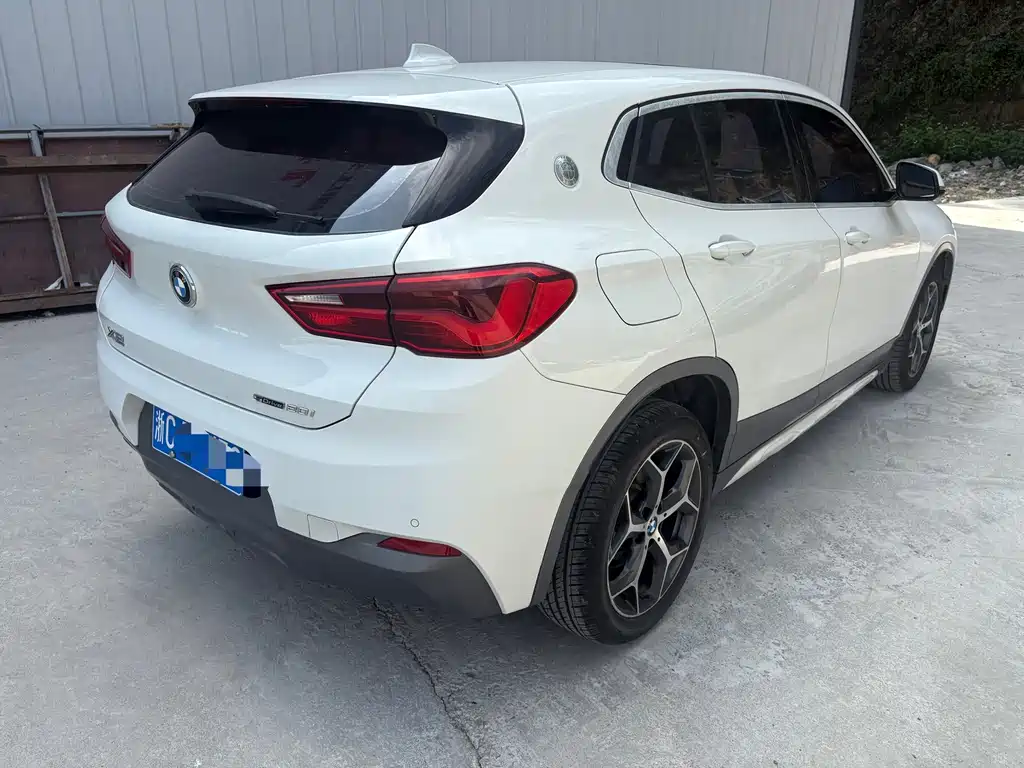BMW X2 (Import) — миниатюра 12