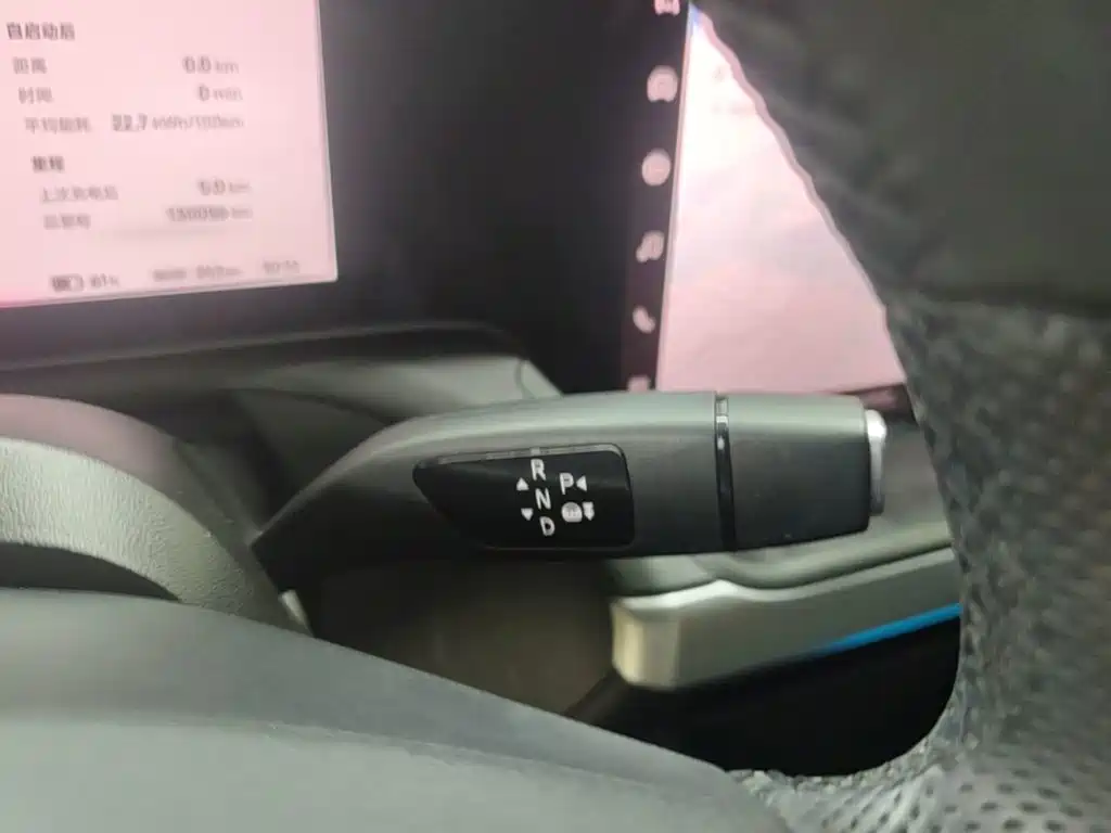 XPeng P7 — миниатюра 14