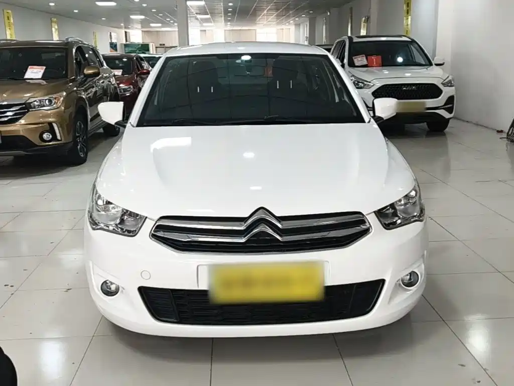 Citroen Elysee — миниатюра 3