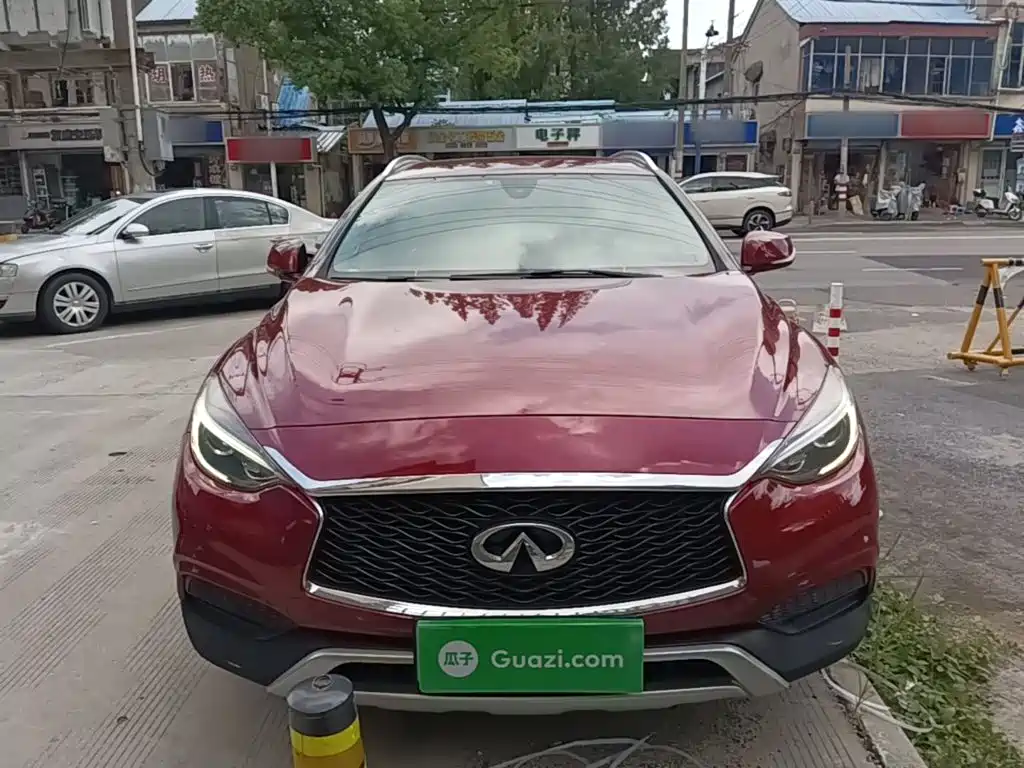 Infiniti QX30 — миниатюра 3