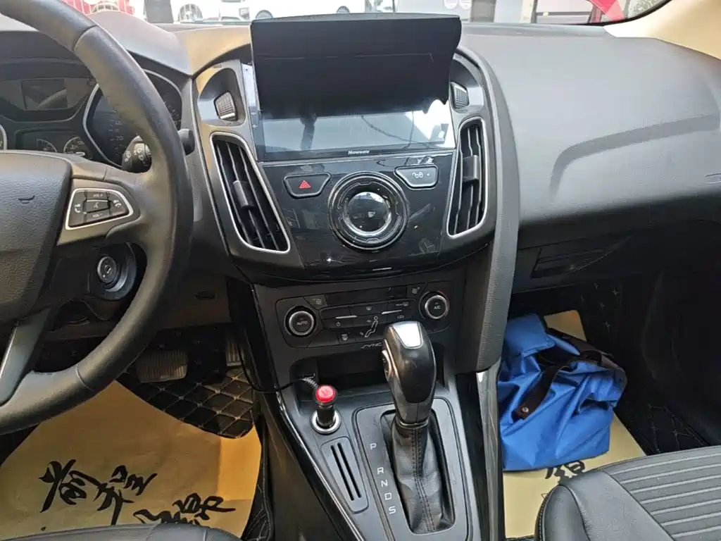 Ford Focus — миниатюра 13