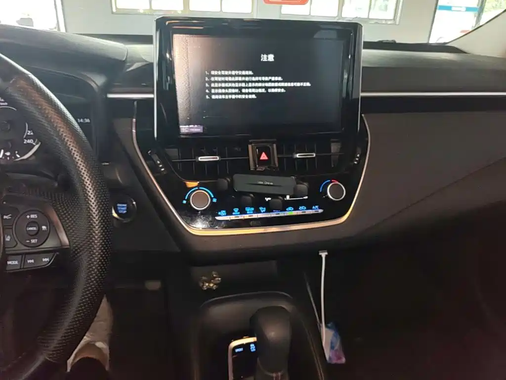Toyota Corolla — миниатюра 9